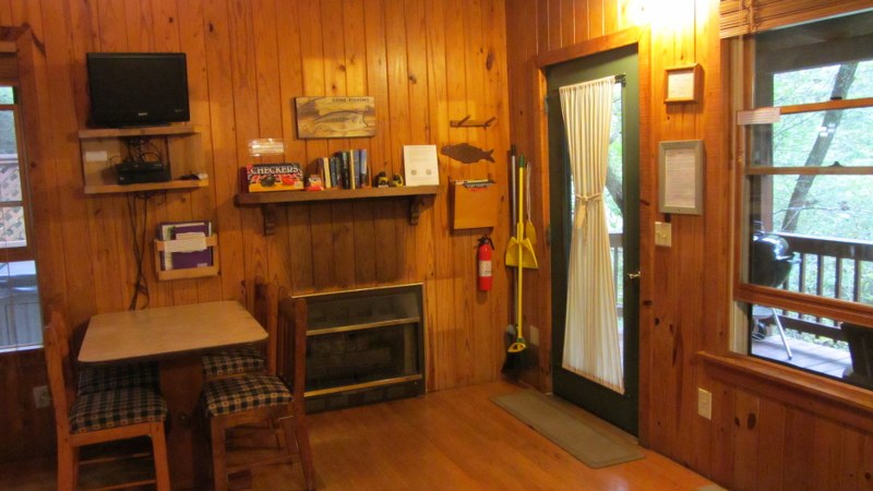 cabin pics from September 2015 034 800x450