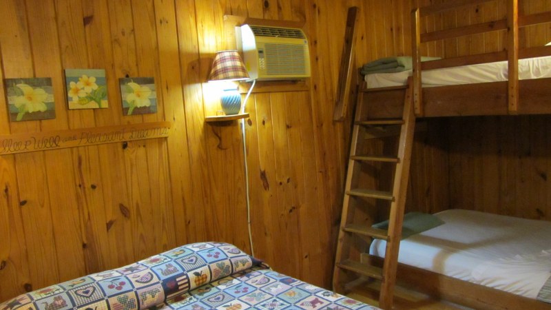 cabin pics from September 2015 036 800x450