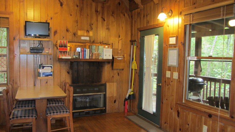 cabin pics from September 2015 016 800x450